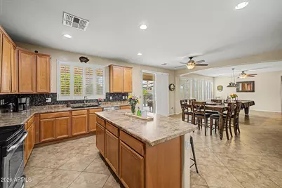 15708 W Shangri La Road, Surprise, AZ 85379 - Photo 5