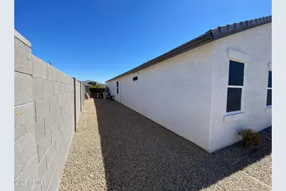 24049 W Verlea Drive, Buckeye, AZ 85326 - Photo 25