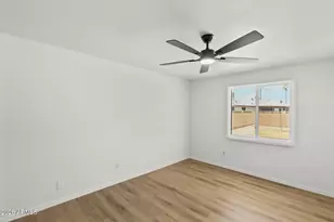 6964 W Hubbell St, Phoenix, AZ 85035 - Photo 25