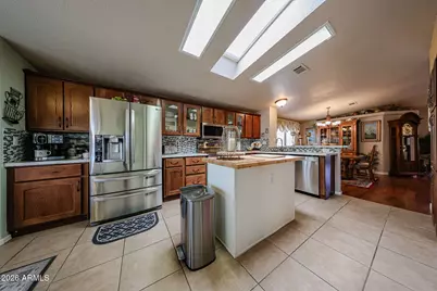 3301 S Goldfield Road #4020, Apache Junction, AZ 85119 - Photo 13