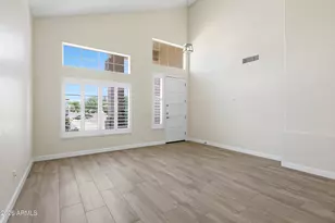 740 N Bradley Dr, Chandler, AZ 85226 - Photo 5
