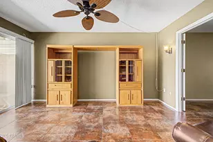 10501 W Palmeras Dr, Sun City, AZ 85373 - Photo 11