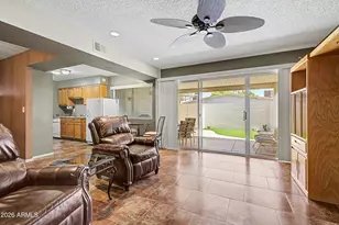 10501 W Palmeras Dr, Sun City, AZ 85373 - Photo 9