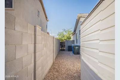 1533 W Saint Anne Avenue, Phoenix, AZ 85041 - Photo 37