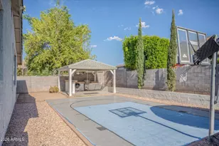 1533 W St Anne Ave, Phoenix, AZ 85041 - Photo 33