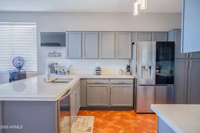 1533 W Saint Anne Avenue, Phoenix, AZ 85041 - Photo 9