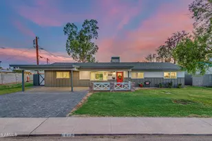 1417 E Whitton Ave, Phoenix, AZ 85014 - Photo 1