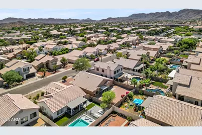 4638 E Summerhaven Drive, Phoenix, AZ 85044 - Photo 37