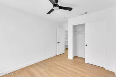 4638 E Summerhaven Drive, Phoenix, AZ 85044 - Photo 29