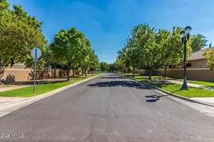 2950 E Comstock Dr, Gilbert, AZ 85296 - Photo 57