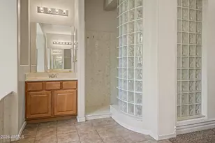 2950 E Comstock Dr, Gilbert, AZ 85296 - Photo 31