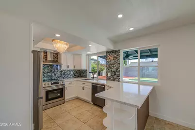 8719 W Avalon Drive, Phoenix, AZ 85037 - Photo 21