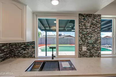 8719 W Avalon Drive, Phoenix, AZ 85037 - Photo 23