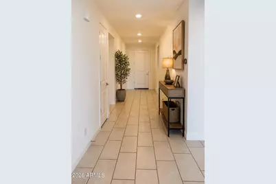 2548 W Grenadine Road, Phoenix, AZ 85041 - Photo 7