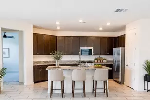 2548 W Grenadine Rd, Phoenix, AZ 85041 - Photo 9