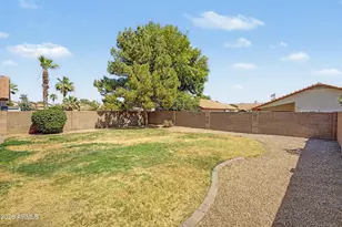 7453 E Knowles Ave, Mesa, AZ 85209 - Photo 25