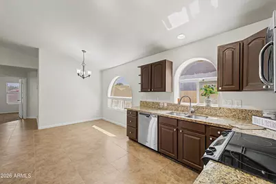 7453 E Knowles Avenue, Mesa, AZ 85209 - Photo 9