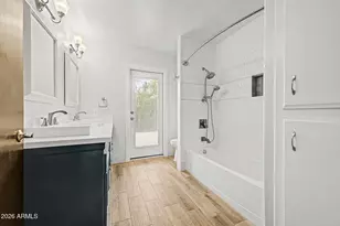 126 W Seldon Ln, Phoenix, AZ 85021 - Photo 33