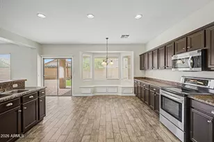 17611 W Crocus Dr, Surprise, AZ 85388 - Photo 15