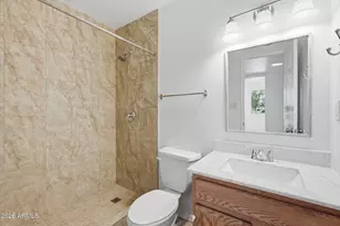 5955 W Golden Ln, Glendale, AZ 85302 - Photo 7