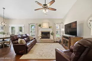 2149 E Drake Ct, Gilbert, AZ 85234 - Photo 3