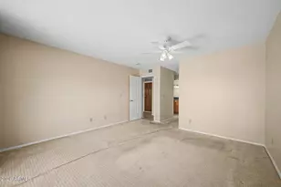 19074 N 97th Ln, Peoria, AZ 85382 - Photo 9