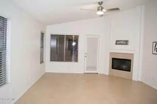 4709 E Abraham Ln, Phoenix, AZ 85050 - Photo 7