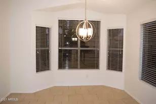 4709 E Abraham Ln, Phoenix, AZ 85050 - Photo 5
