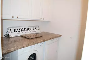 4709 E Abraham Ln, Phoenix, AZ 85050 - Photo 17