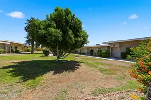 10040 W Lancaster Dr, Sun City, AZ 85351 - Photo 7