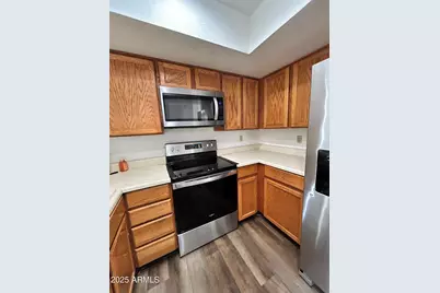 329 E Ambassador Drive, Tempe, AZ 85288 - Photo 11