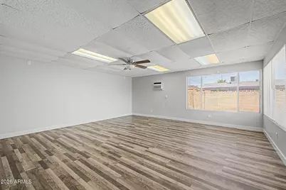 6536 W Turney Avenue, Phoenix, AZ 85033 - Photo 15