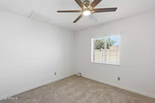 7433 W Canterbury Dr, Peoria, AZ 85345 - Photo 17
