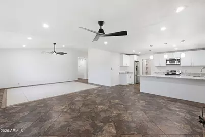 7433 W Canterbury Drive, Peoria, AZ 85345 - Photo 7