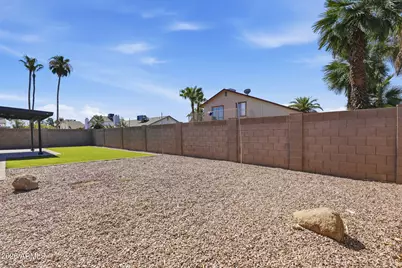 7433 W Canterbury Drive, Peoria, AZ 85345 - Photo 37