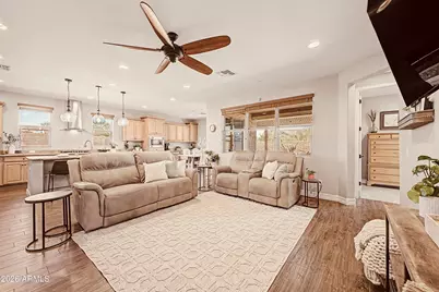11995 W Shifting Sands Drive, Peoria, AZ 85383 - Photo 7