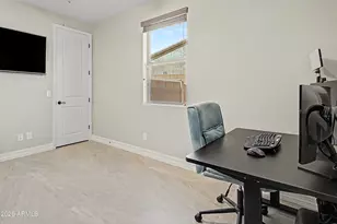 11995 W Shifting Sands Dr, Peoria, AZ 85383 - Photo 37