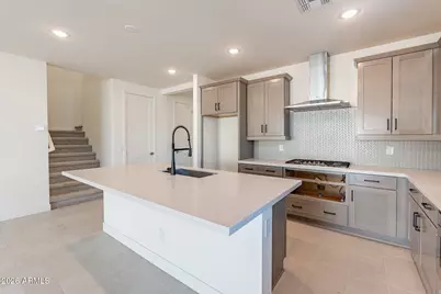 12941 N Founders Park Boulevard, Surprise, AZ 85379 - Photo 7