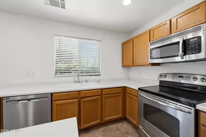 1571 E Orchid Court #C, Gilbert, AZ 85296 - Photo 11