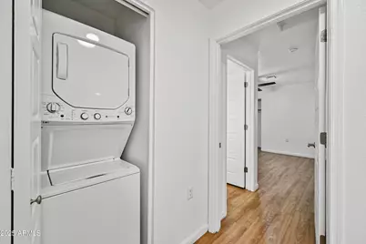 3065 N 67th Avenue #Apt 241, Phoenix, AZ 85033 - Photo 13