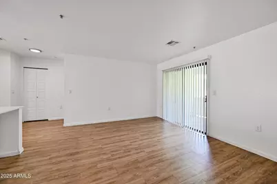 3065 N 67th Avenue #Apt 241, Phoenix, AZ 85033 - Photo 5