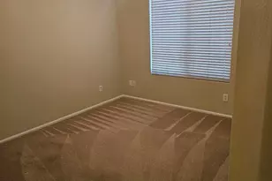 13217 W Mauna Loa Ln, Surprise, AZ 85379 - Photo 7