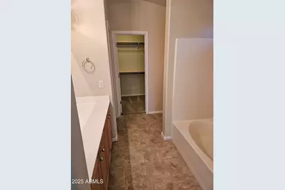 13217 W Mauna Loa Lane, Surprise, AZ 85379 - Photo 5