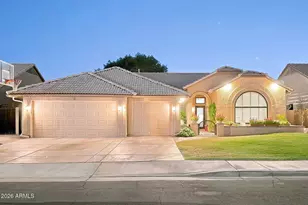 640 N Alder Dr, Chandler, AZ 85226 - Photo 39