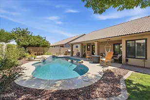 640 N Alder Dr, Chandler, AZ 85226 - Photo 33