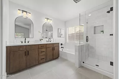 1015 W Juanita Avenue, Gilbert, AZ 85233 - Photo 13