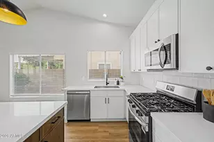 1015 W Juanita Ave, Gilbert, AZ 85233 - Photo 9