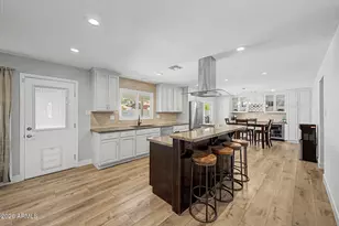 8720 E Whitton Ave, Scottsdale, AZ 85251 - Photo 5