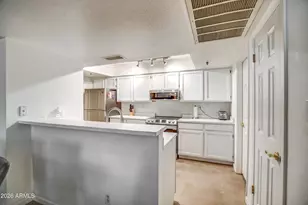 100 E Fillmore St, Phoenix, AZ 85004 - Photo 9