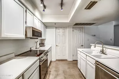 100 E Fillmore Street #117, Phoenix, AZ 85004 - Photo 11